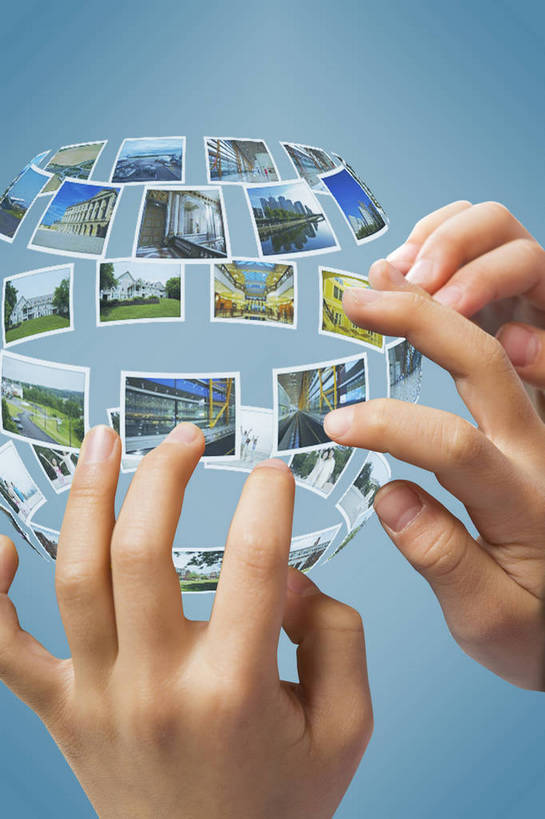 东方人,儿童,手,学校,站,摸,竖图,彩色,照片,室内,特写,纯洁,数码,数据,科技,北京,中国,学习,指,阴影,蓝色背景,研究,网络,图片,高光,几何,计算机图形,教育,合成,图像,信息技术,指点,数码合成,小孩,站着,手部,手指,可爱,乐趣,童年,童趣,摄影,成长,部分,存储,电脑合成图,数码合成图,知识,指向,合成图,童真,烂漫,无邪,天真,男孩,男人,男性,亚洲人,中国人,孩子,站立,半身,全息图,男生,好奇心,影响,bj174