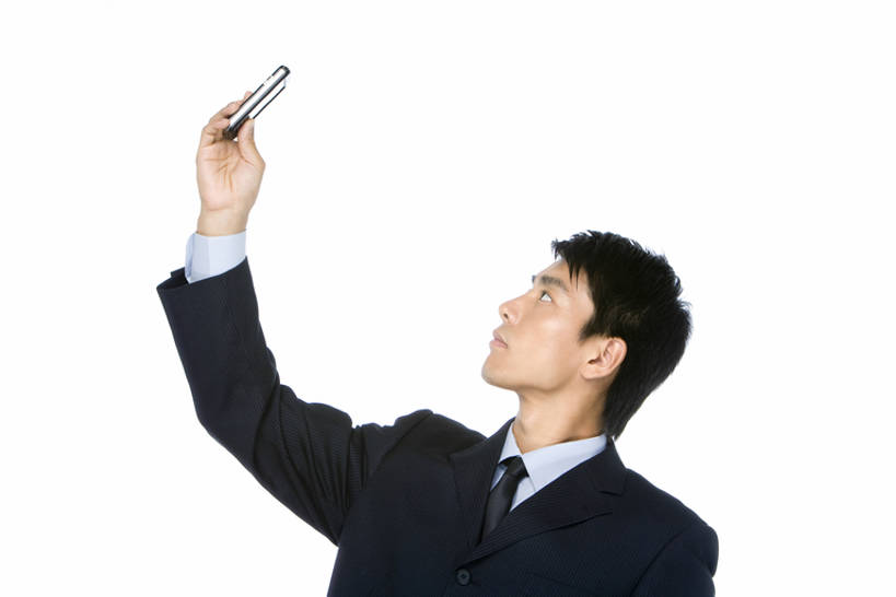 东方人,成年人,脸,头,脸颊,一个人,商务人士,商务男性,举,打电话,横图,留白,抠图,白色背景,侧面,衬衫,西装,商务,通讯,技术,手机,中国,亚洲,仅一个男性,仅一个人,握,套装,正装,信息,领带,联系,拨打,肩膀,仅一个年轻男性,托,站着,职业,握着,自拍,摄影,技巧,酷,发短信,手艺,忙碌,商务装,工薪阶层,东亚,一套,无线电技术,技能,技艺,认真,信任,男人,男性,年轻男性,亚洲人,中国人,年轻人,头部,脸部,脸蛋,面部,白领,上班族,举起,举手,举着,向上举,向上伸,向上托,仰头,彩图,影棚拍摄,衬衣,照相,妙技,本领,电子记事本,bj175