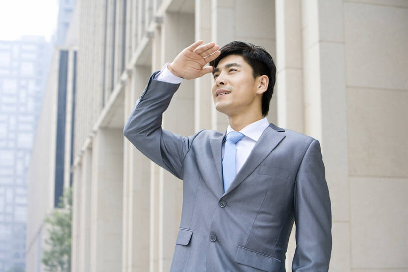 东方人,成年人,中年人,一个人,商务人士,商务男性,横图,室外,白天,留白,正面,衬衫,商务,信心,城市,中国,亚洲,仅一个男性,仅一个人,仅一个中年男性,捆扎,套装,领带,注视,观察,看,职业,办公大楼,遮,遮掩,观看,察看,掩盖,遮挡,象征,早晨,庄重,都市风光,关注,决心,商务装,身份,市区,工薪阶层,东亚,遮盖,搜寻,北京市,正式,地位,掩饰,金融区,男人,男性,中年男性,亚洲人,中国人,白领,上班族,半身,彩图,衬衣,北京CBD,办公室职员,bj175