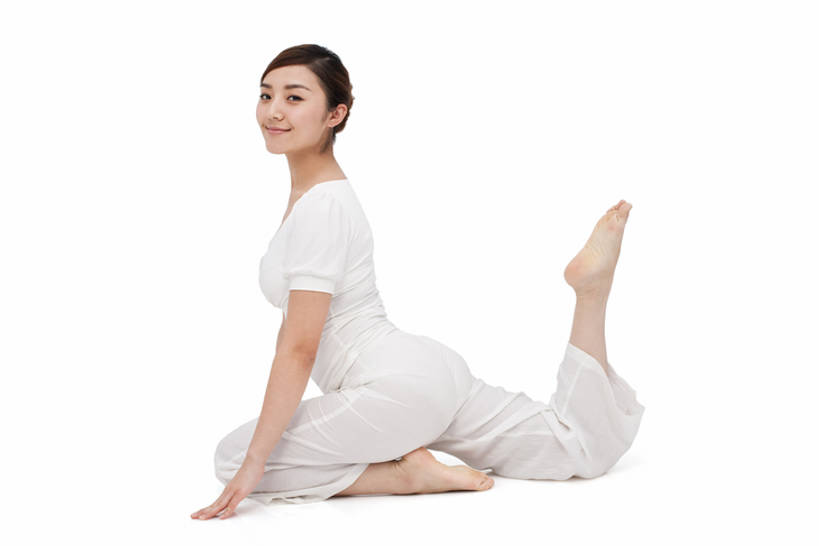 东方人,肌肉,健壮,一个人,微笑,横图,室内,留白,白色背景,锻炼,快乐,比赛,运动,信心,竞争,中国,亚洲,伸展,注视,娱乐,观察,看,休闲,健康,赤脚,安静,活力,力量,美女,平衡,瑜珈,摄影,影棚,观看,青春,宁静,协调,察看,专心,高雅,优美,强壮,体育运动,关注,摄影棚,弹性,东亚,体育,年轻女性,亚洲人,中国人,年轻人,彩图,全身,影棚拍摄,健身,拍摄,和蔼,美人,bj175