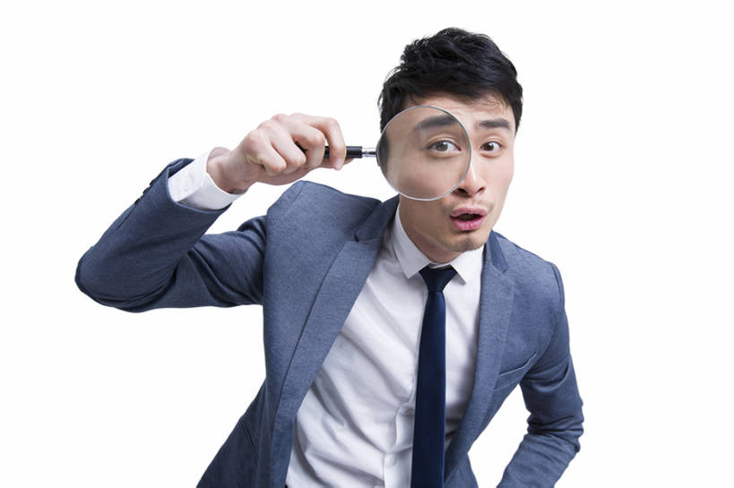 东方人,成年人,一个人,商务人士,商务男性,笑,微笑,露齿笑,横图,留白,抠图,白色背景,正面,衬衫,西装,商务,时尚,快乐,兴奋,幸福,热情,成功,信心,北京,中国,亚洲,仅一个男性,仅一个人,握,套装,正装,放大镜,领带,注视,现代,刺激,仅一个年轻男性,观察,看,站着,张嘴,职业,独立,表情,活力,乐趣,探索,握着,摄影,放大,观看,发现,惊奇,幽默,察看,享乐,变形,关注,肖像,商务装,张大嘴巴,工薪阶层,东亚,搜寻,一套,男人,男性,年轻男性,亚洲人,中国人,年轻人,白领,上班族,张开嘴,半身,彩图,影棚拍摄,衬衣,欢乐,机遇,焦距,办公室职员,好奇心,韩版,广角,bj175