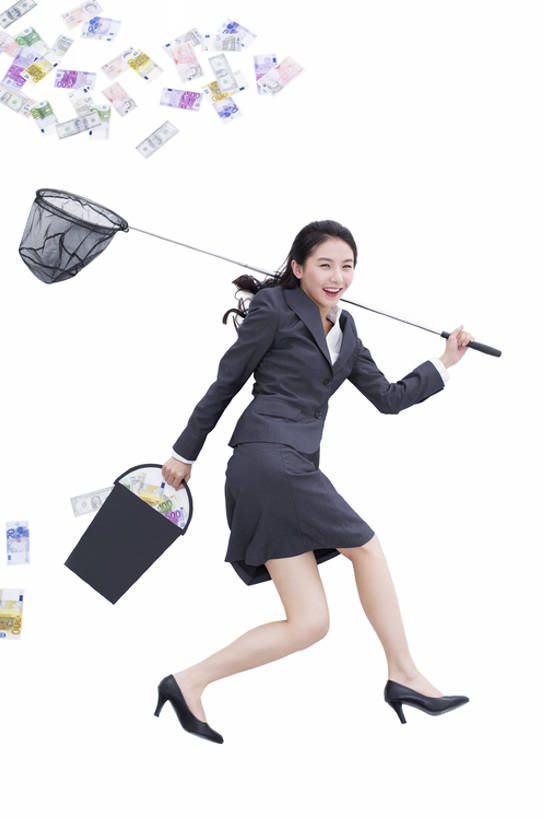 东方人,成年人,一个人,商务人士,商务女性,跑,笑,微笑,露齿笑,竖图,俯视,留白,抠图,白色背景,西装,商务,快乐,兴奋,幸福,赚钱,北京,中国,亚洲,仅一个年轻女性,仅一个女性,仅一个人,握,追赶,套装,正装,桶,半空,玩,注视,刺激,观察,看,蝴蝶网,握着,财富,金融,投资,摄影,生活方式,收获,观看,幽默,察看,关注,想象,东亚,套索,一套,货币,年轻女性,女人,女性,亚洲人,中国人,年轻人,彩图,全身,影棚拍摄,欢乐,bj175