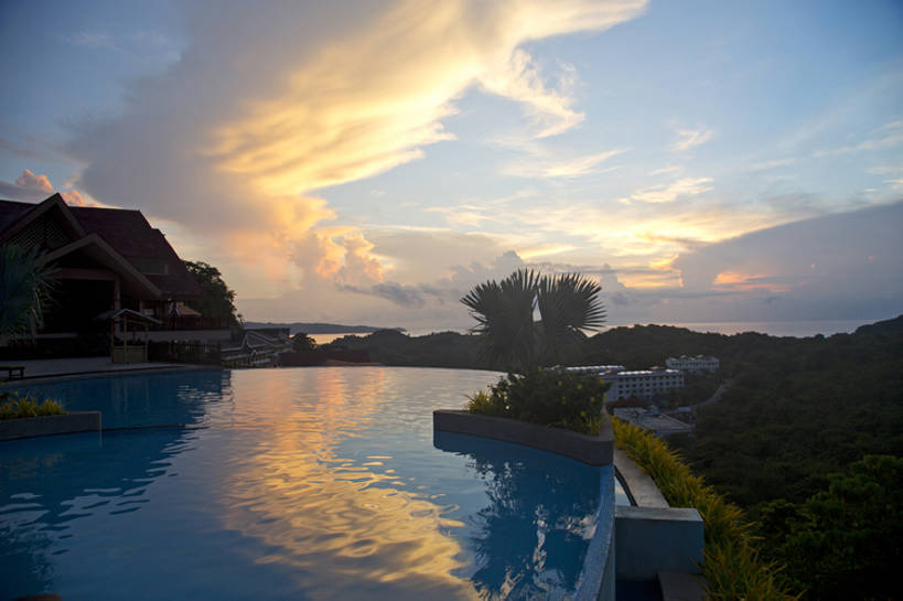无人,宾馆,横图,室外,白天,旅游,度假,奢侈,美景,日落,水,别墅,酒店,菲律宾,亚洲,节日,反射,景观,水平线,晚霞,霞光,云,落日,豪华,娱乐,风景,天空,自然,黄昏,地标建筑,享受,休闲,景色,彩霞,放松,摄影,酒家,宁静,华丽,旅社,热带气候,自然风光,华贵,富丽,华美,夕照,薄暮,长滩岛,夕阳,彩图,旅行,傍晚,客店,客栈,旅店,旅馆,商旅,斜阳,华侈,奢华,bj175