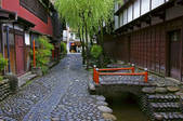 tkf001_809863